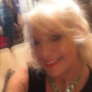 Meet your Posher, Angie